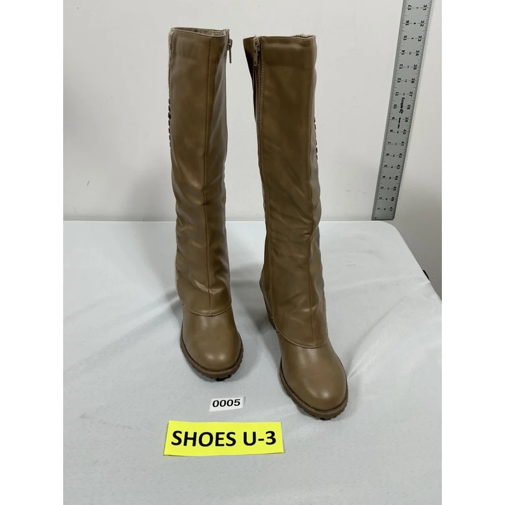 Woman’s NWOT Mukluks Knee High Boots 6.5 Tan Side Zip Chunky Heel Round Toe - Picture 3 of 10
